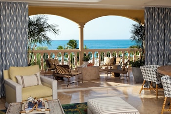 Hotel Grace Bay 2 Bedroom Suite -Adults Only