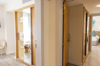 Superior Room, Balcony (Spa Access Included)