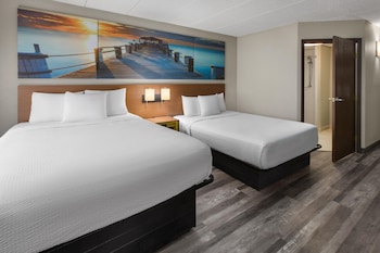 Room, 2 Queen Beds, Accessible, Non Smoking