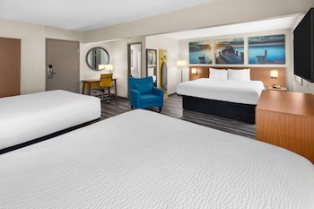 Studio Suite, Multiple Beds, Non Smoking