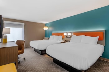 Standard Room, 2 Double Beds, Non Smoking