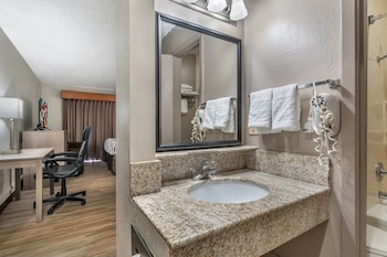Deluxe Room, 1 King Bed, Smoking