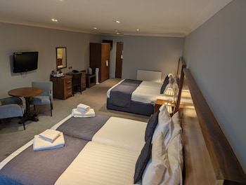 Family room with 2 double or twin beds