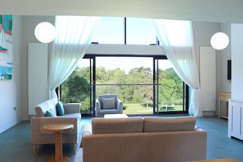 Penthouse with 3 double or twin bedrooms