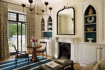 Suite (Garden Cottage)