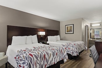Deluxe Room, 2 Double Beds, Accessible, Non Smoking (Roll-In Shower)