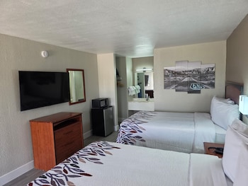 Superior Room, 2 Queen Beds, Non Smoking