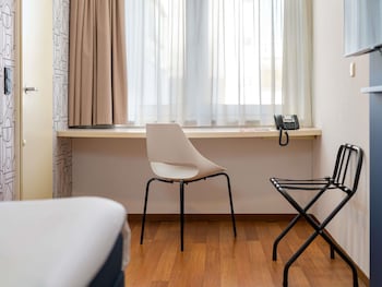 Standard Room, 1 Double Bed