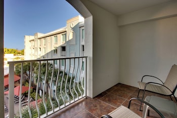 Standard Room, 1 King Bed, Balcony, Pool View