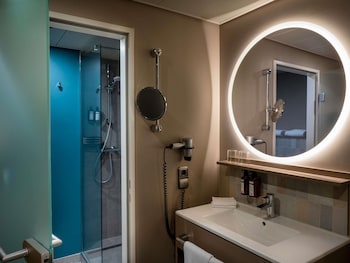 Superior Room, 1 King Bed (Room renovation in 2020)