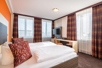 Standard Room, 1 Double Bed (Converts to 2 Twin Beds)