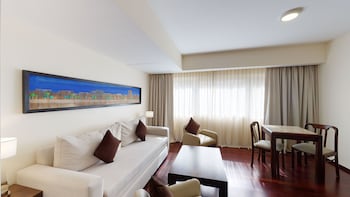 Classic Room, 1 King Bed, Kitchen
