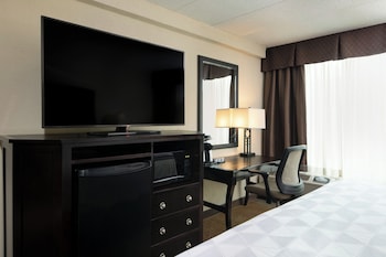 Standard Room, 1 Queen Bed, Accessible