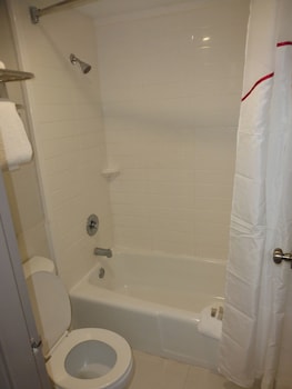 Deluxe Room, 2 Double Beds (Smoke Free)