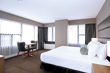 Standard Room, 1 King Bed, Kitchenette