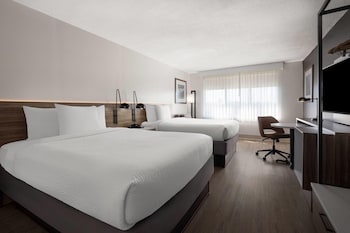 Standard Room, 2 Double Beds, Non Smoking