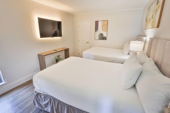 Room, 2 Queen Beds (Gulf View)