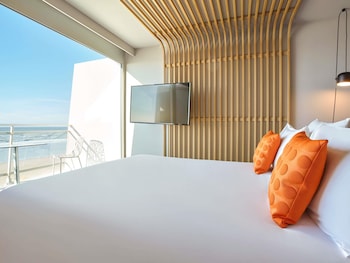 Executive Room, 1 Double Bed with Sofa bed, Balcony, Sea View