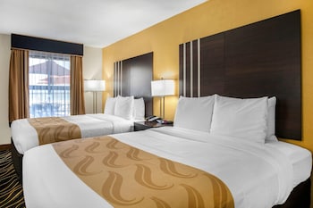 Economy Room, 2 Queen Beds, Smoking