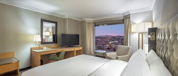 King Accessible Room