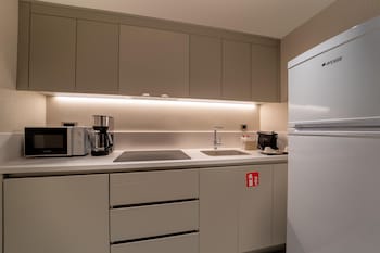 Suite, 1 Double Bed, Kitchenette