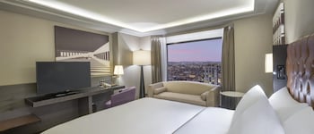 Suite, 1 Double Bed (CAPITAL)
