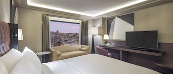 Suite, 1 Double Bed (CAPITAL)