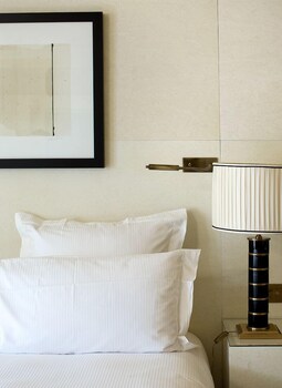 Economy Suite, 1 King Bed, City View
