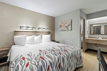 Deluxe Room, 1 King Bed (Smoke Free)