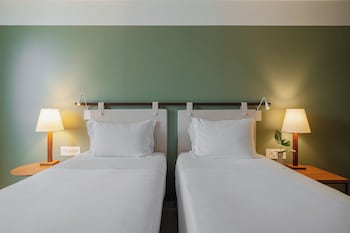 Deluxe Room, 2 Twin Beds