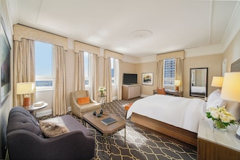 Signature Room, 1 King Bed