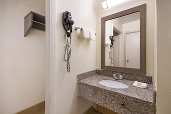 Deluxe Room, 2 Queen Beds, Accessible, Non Smoking
