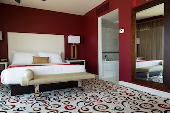 Grand Suite, 1 King Bed, Tower