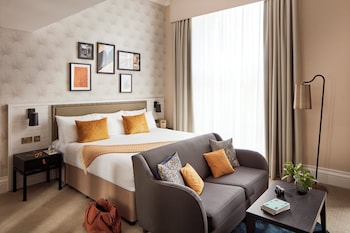 Superior Room, 1 King Bed with Sofa bed