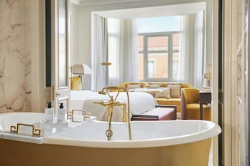Neptuno Suite