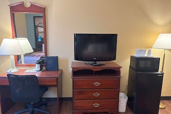Room, 2 Queen Beds, Non Smoking (Pet Friendly)
