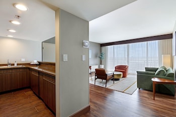 Suite, 1 King Bed, Non Smoking, Bay View (Point Loma)