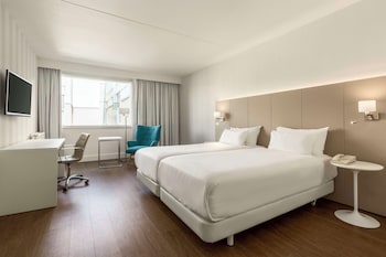 Superior Room (XL, Extra Bed 2 Adults + 1 Child)