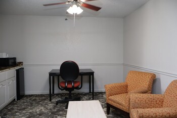 Non-Smoking King Suites