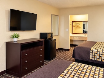 Double Room, Smoking