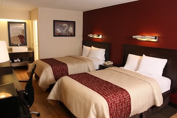 Deluxe Room, 2 Double Beds (Smoke Free)