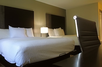 Room, 2 Queen Beds, Non Smoking (Pet-Friendly)