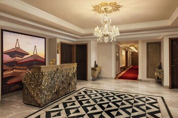 Regal Suite, Club lounge access, Bedroom 1: 1 King, Bedroom 2: 2 Double, Garden view