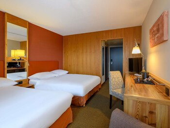 Family Room, 2 Queen Beds