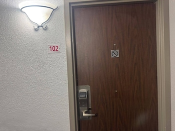 Room, 1 King Bed, Accessible, Non Smoking
