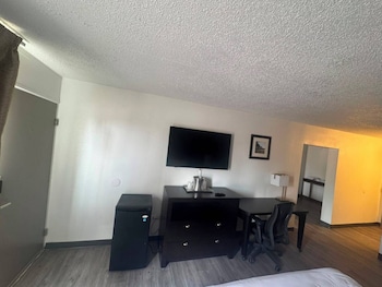Executive Room, 1 King Bed, Non Smoking, Jetted Tub
