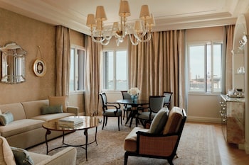 Four Seasons, Suite, Lagoon View