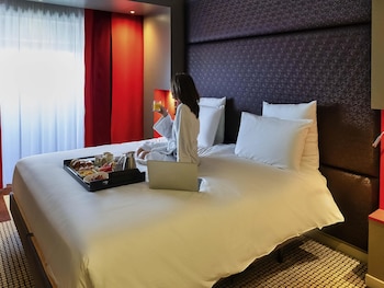 Room, 1 Double Bed (PrivilegeEiffel Tower or Sacré Coeur)