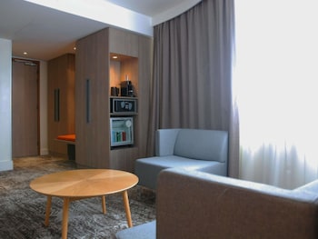 Suite, 1 King Bed