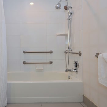 Room, 2 Double Beds, Tower (Hearing Accessible)